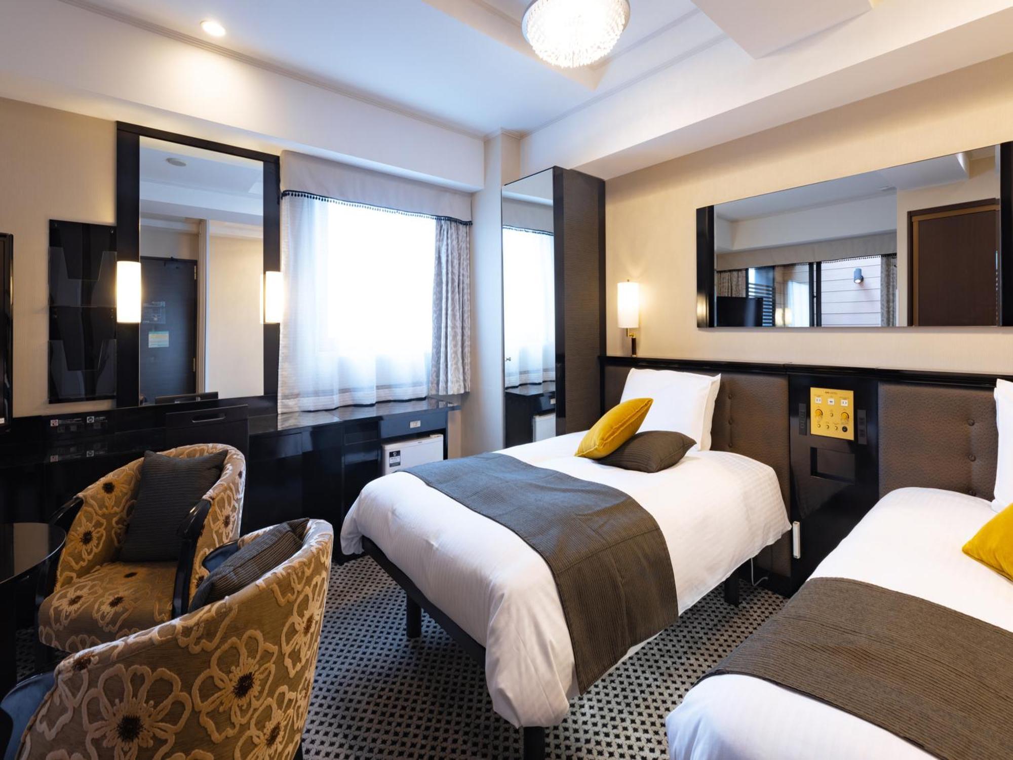 Apa Hotel Ningyocho Ekikita Токио Екстериор снимка