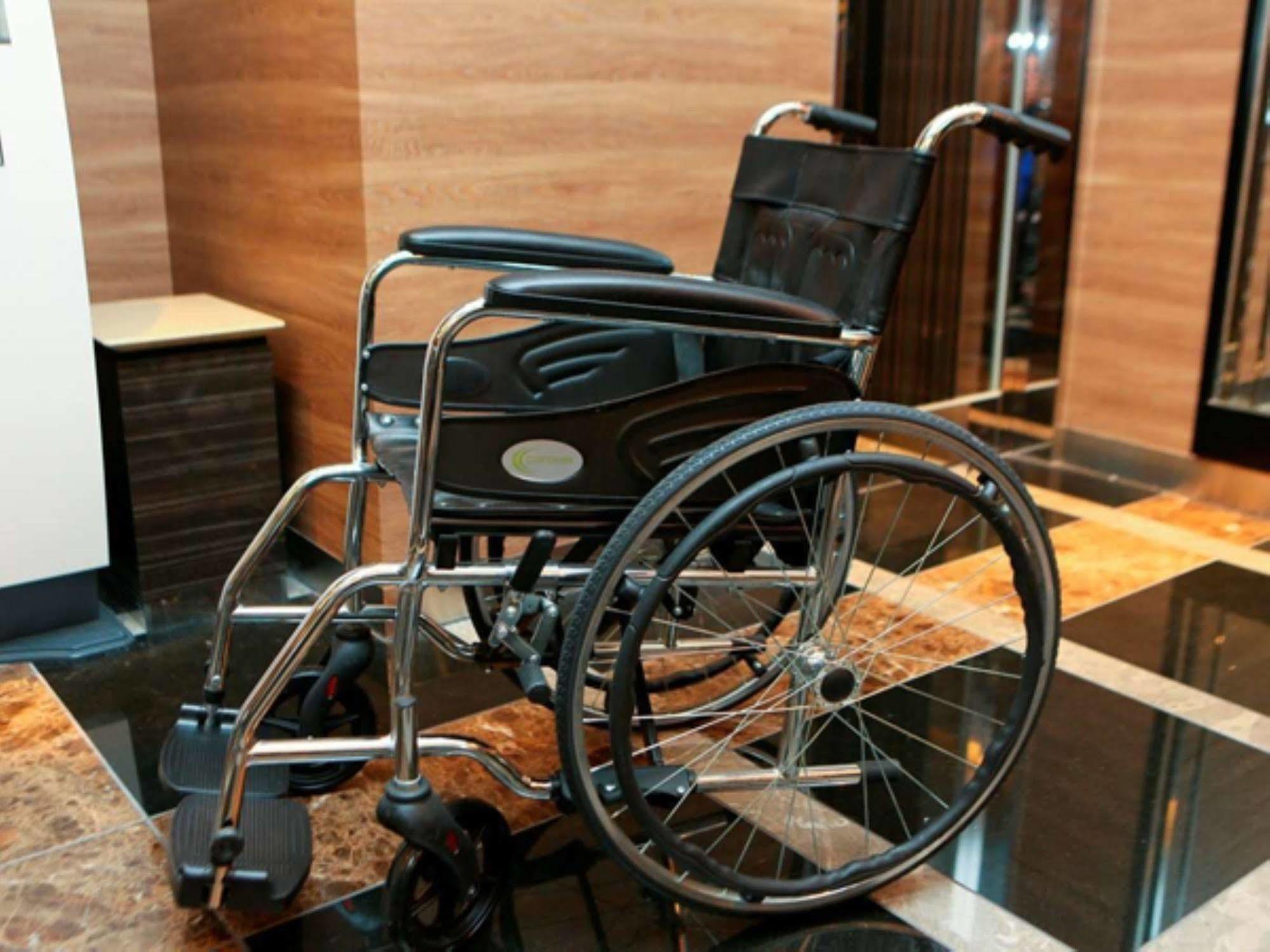 Apa Hotel Ningyocho Ekikita Токио Екстериор снимка